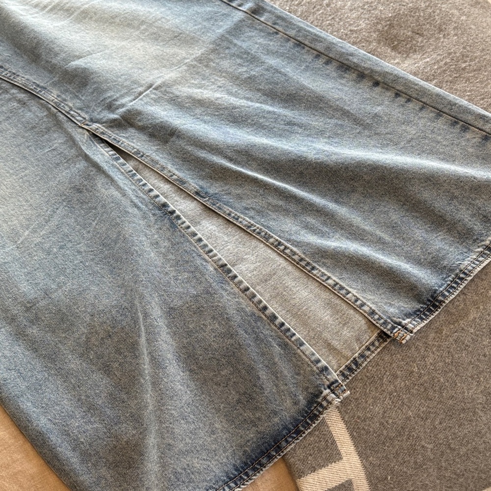 Blank NYC skirt -NWT - Picture 3 of 10